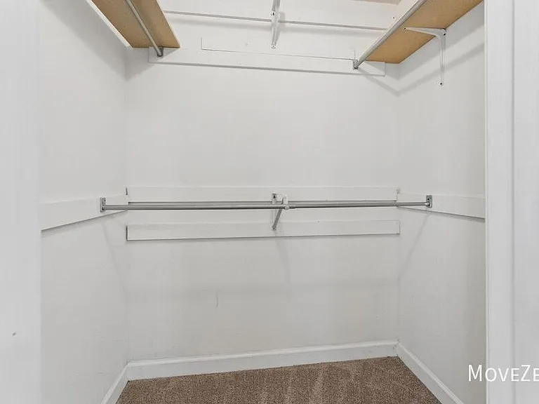 134 Sanair Ct — Photo 30