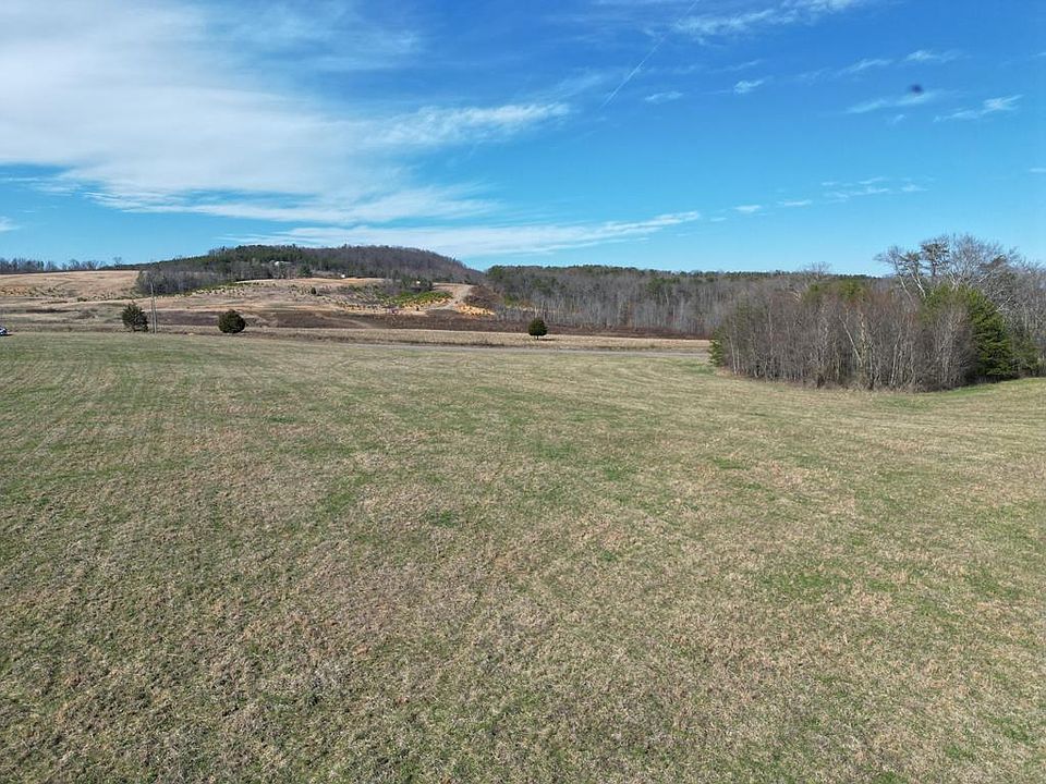 1st image of 7 Newton Ln
