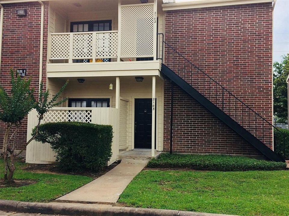1st image of 2121 El Paseo St APT 2102