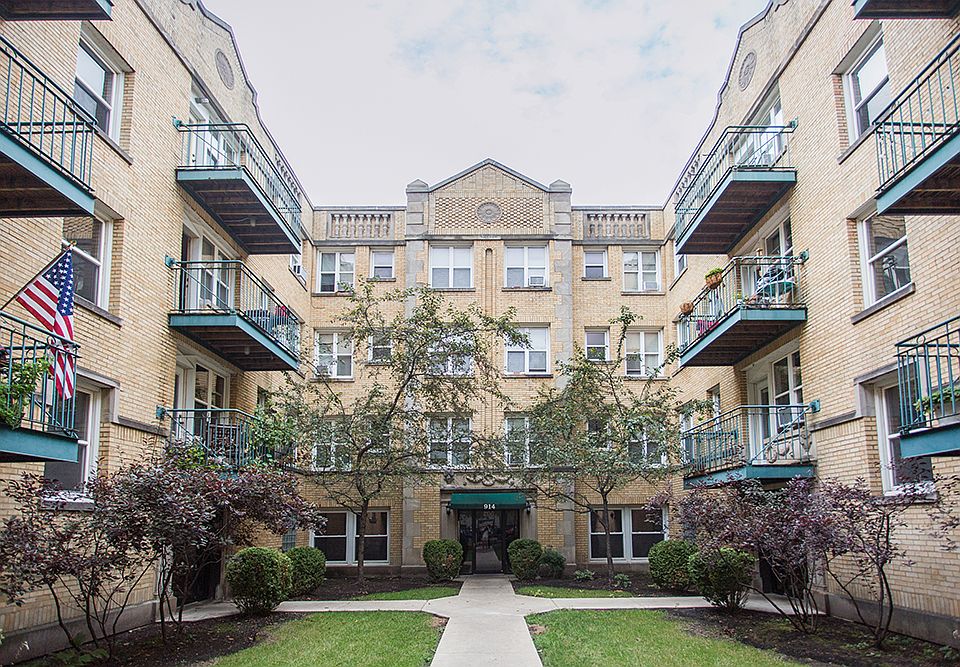 1st image of 910 W Dakin St #2013586