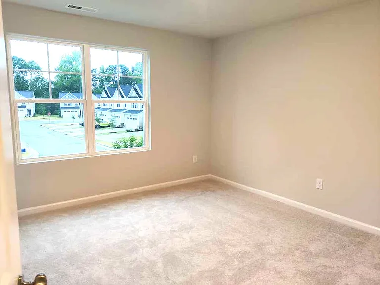 216 Hiking Hill Ln — Photo 26