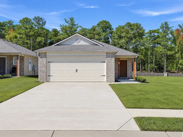 275 College Park Dr, Childersburg, AL 35044