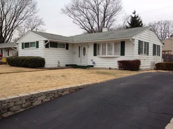 724 Griffith Rd, Glen Burnie, MD 21061