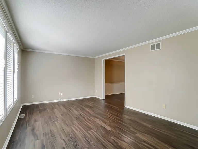 5931 Spring Oak Ct — Photo 4