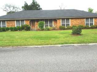 429 Pipitone Dr W, Jacksonville, FL 32218