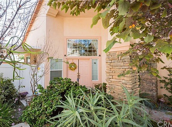 2nd image of 9612 Helena Ave