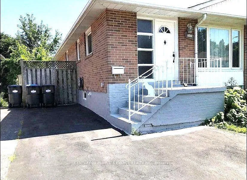 3 bed, $2,900 — Photo 1