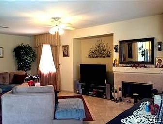 5th image of 858 N Temescal St