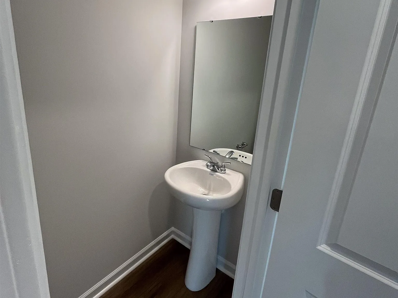 3 bed, 1672 sqft, $2,050 — Photo 3