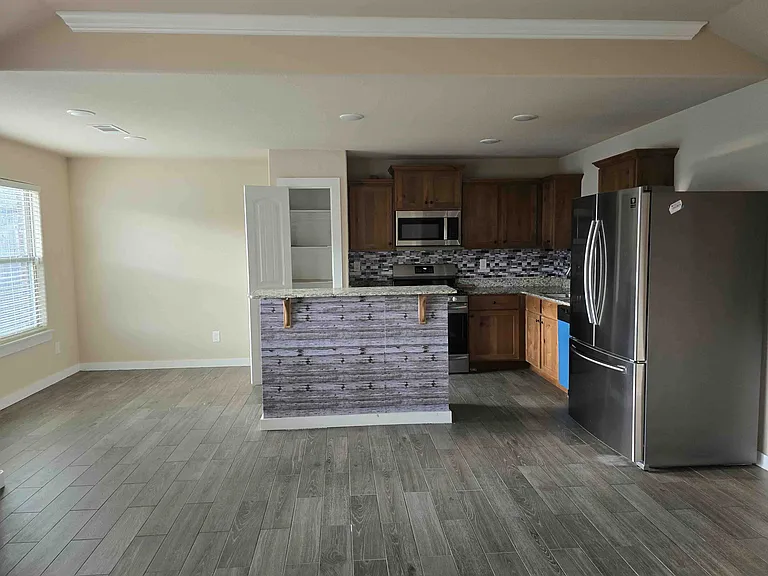 431 Red Robin St #431 — Photo 14