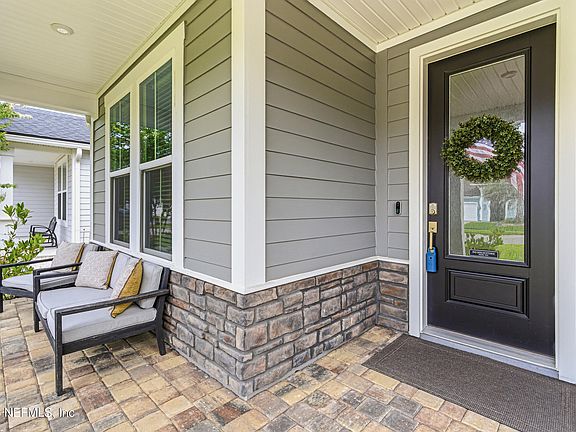 5th image of 156 PINE FOREST Court