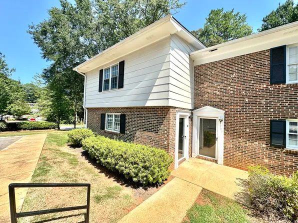 101 Fernridge Dr, Spartanburg, SC 29307