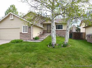 1723 Spruce Dr, Cheyenne, WY 82001