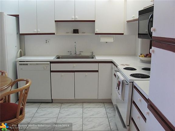 4th image of 4975 E Sabal Palm Blvd APT 103