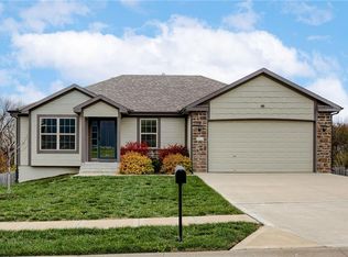 702 Emerson Dr, Belton, MO 64012