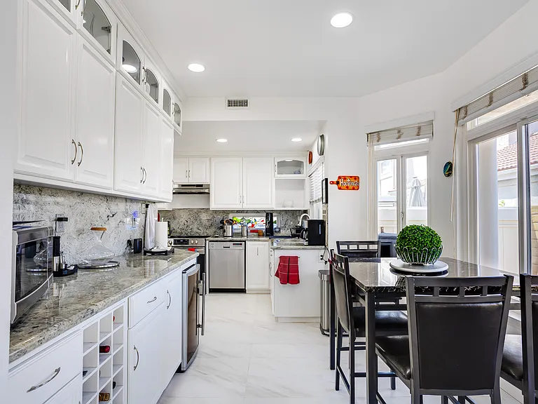 56 Mardi Gras Rd — Photo 12