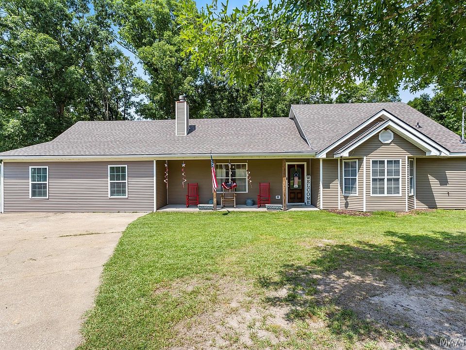 1st image of 105 Lakeview Ct