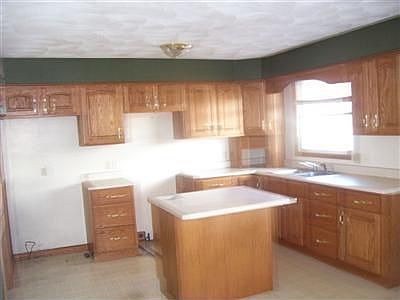 3rd image of 162 Catalpa Dr