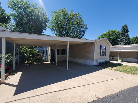 2nd image of 1468 Sylmar Pl #39