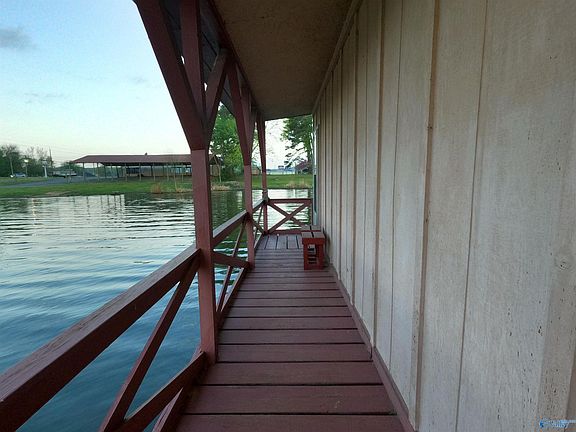 5th image of 2 Waterfront Browns Creek Rd