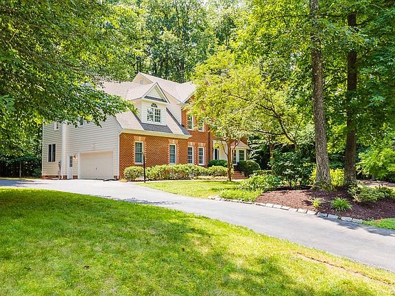 2nd image of 9129 Stephens Manor Dr