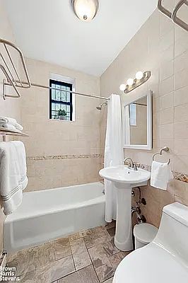4th image of 426 Sterling Pl APT 1C