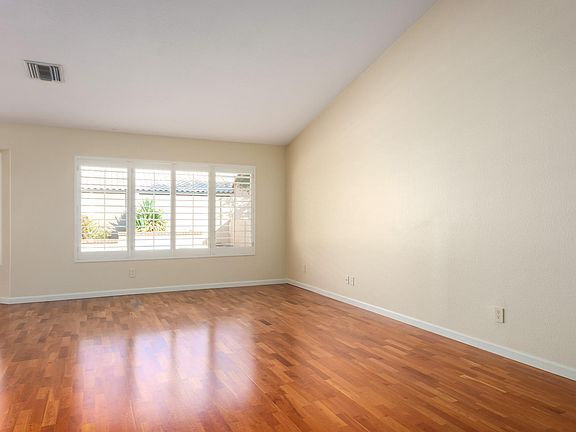 4th image of 4108 E Morrow Dr