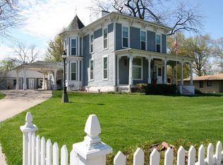 612 Drake Ave, Centerville, IA 52544