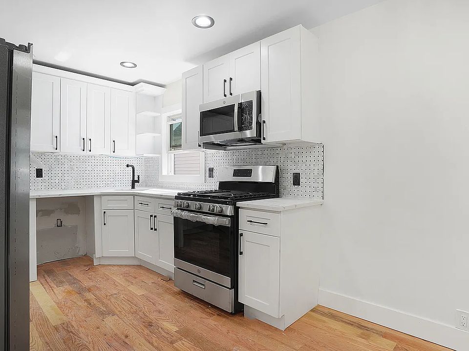 1st image of 3108 Grace Ave #Ww