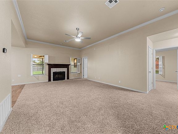 5th image of 4411 Acorn Creek Trl