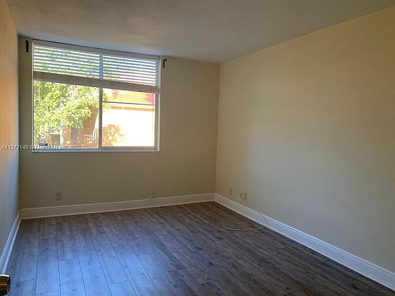 3rd image of 10725 Cleary Blvd APT 210