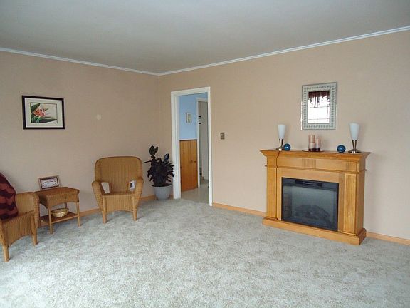 2nd image of 2309 Aberdeen Ave