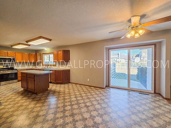 2nd image of 5514 Kensington Cir