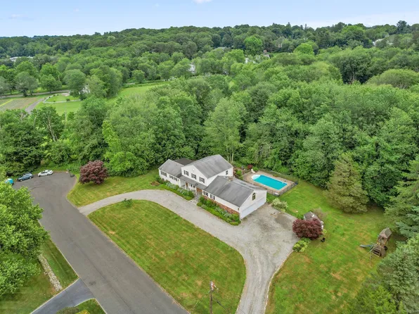 5 Laurel Drive, Easton, CT 06612