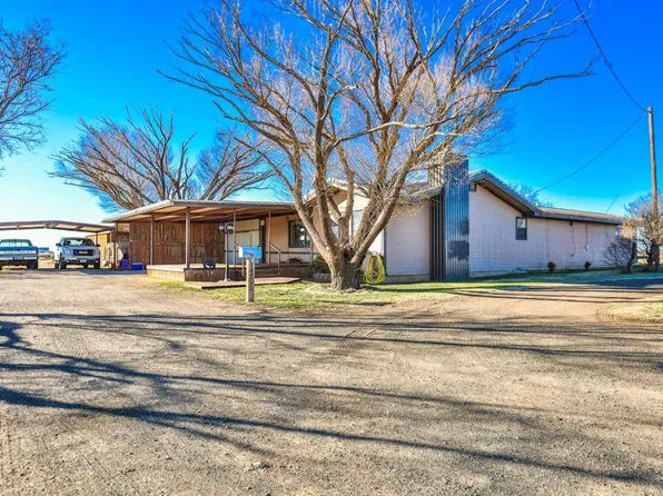 1301 4th St, Smyer, TX 79367
