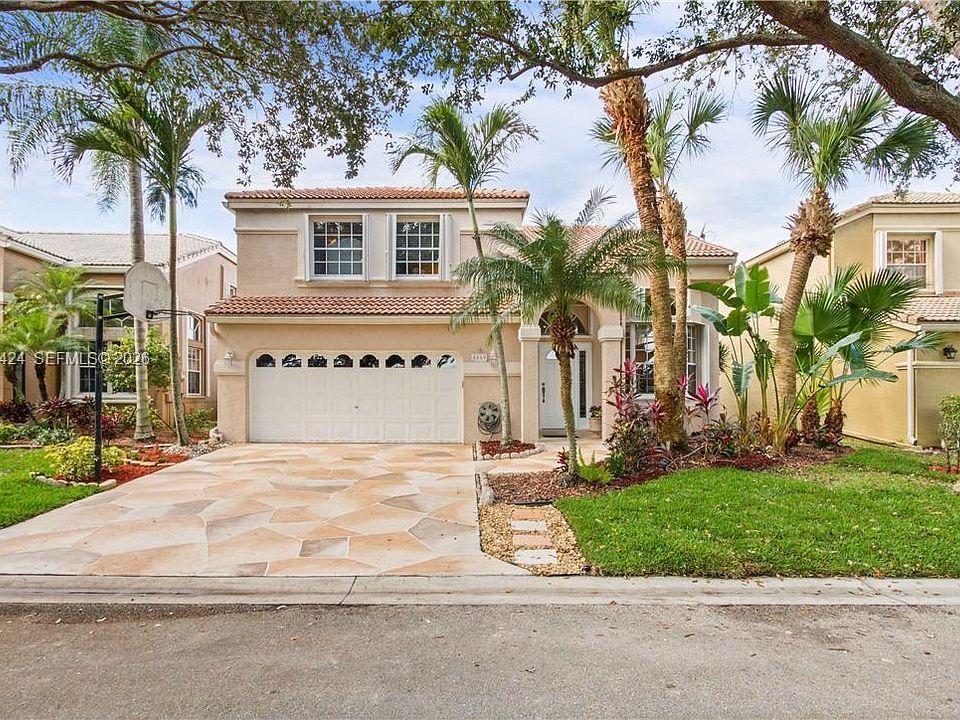 1st image of 5569 NW 106th Dr