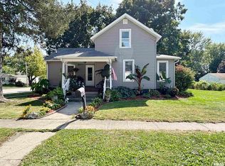 228 E Locust St, Geneseo, IL 61254