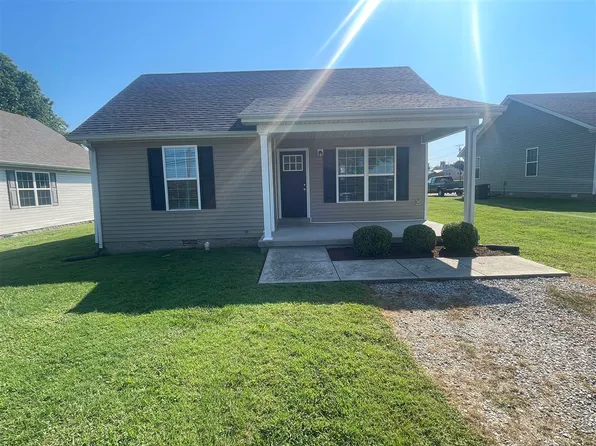 712 Hedge St, Smiths Grove, KY 42171