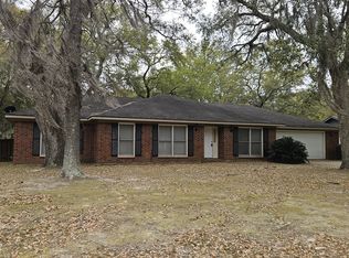 408 Hines Dr, Hinesville, GA 31313