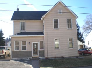 2925 Pinard St, Dubuque, IA 52001