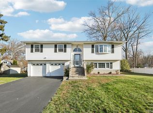 85 Lenox Avenue, Congers, NY 10920