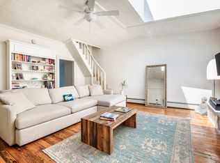 313 W 20th St #2, New York, NY 10011