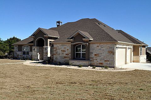 2nd image of 402 W Majestic Oak Ln