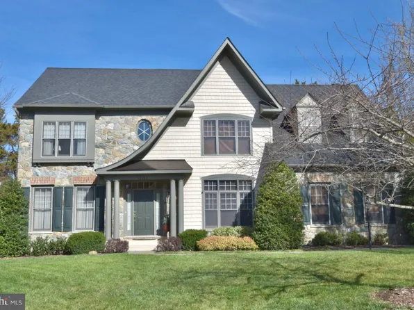 12604 Crabtree Falls Dr, Bristow, VA 20136