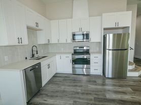 5535-5539 Potomac St.