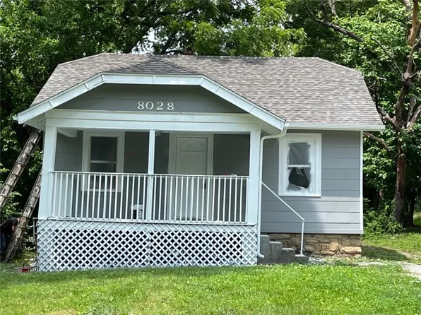 8028 Garfield Ave, Kansas City, MO 64132