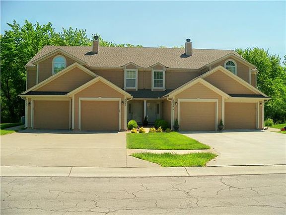 2nd image of 6123 NE Moonstone Ct