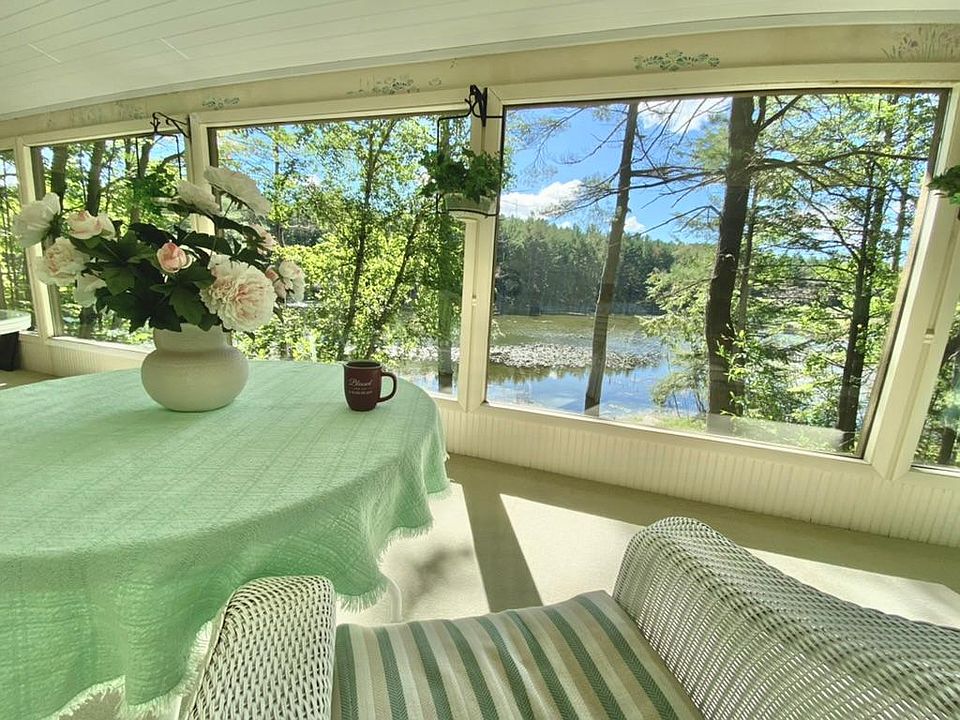 Imagine having your coffee here each morning . . .