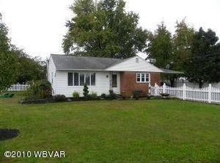 102 Brookside St, Watsontown, PA 17777
