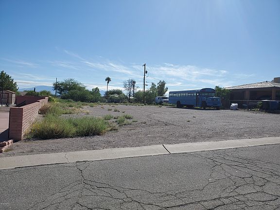 4th image of 1903 W Mistletoe Cir #0